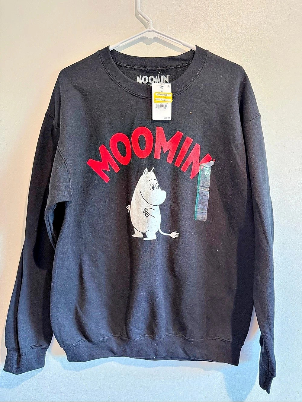 Moomin graphic sweatshirt in Black & Red Size Medium NWT